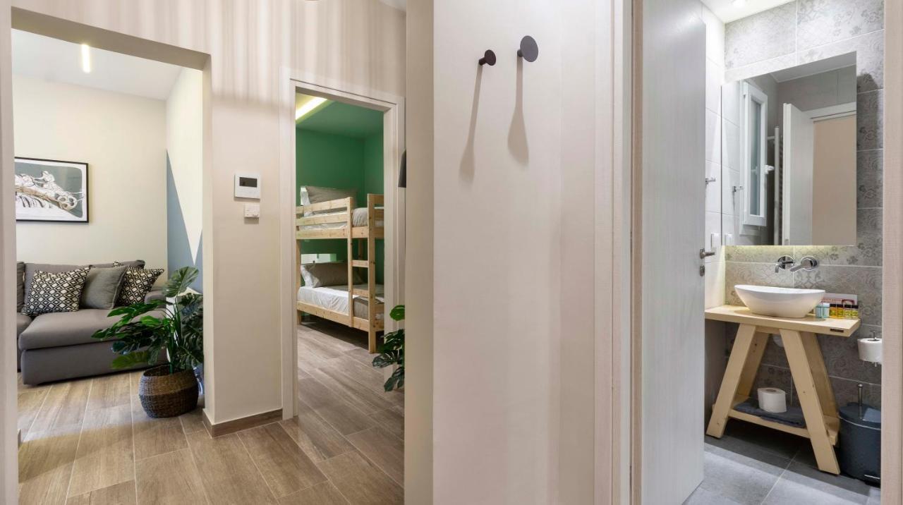 “Champions” Apartment In N. Kosmos Neighbourhood เอเธนส์ ภายนอก รูปภาพ