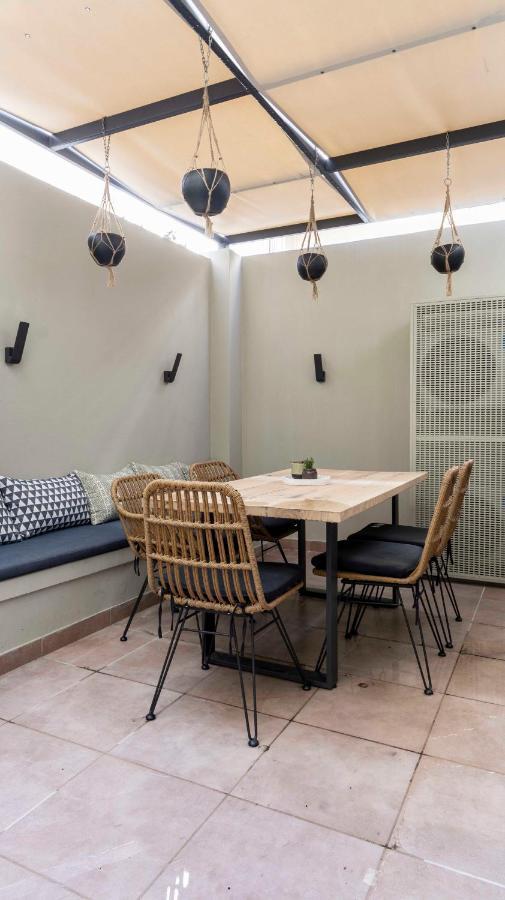 “Champions” Apartment In N. Kosmos Neighbourhood เอเธนส์ ภายนอก รูปภาพ
